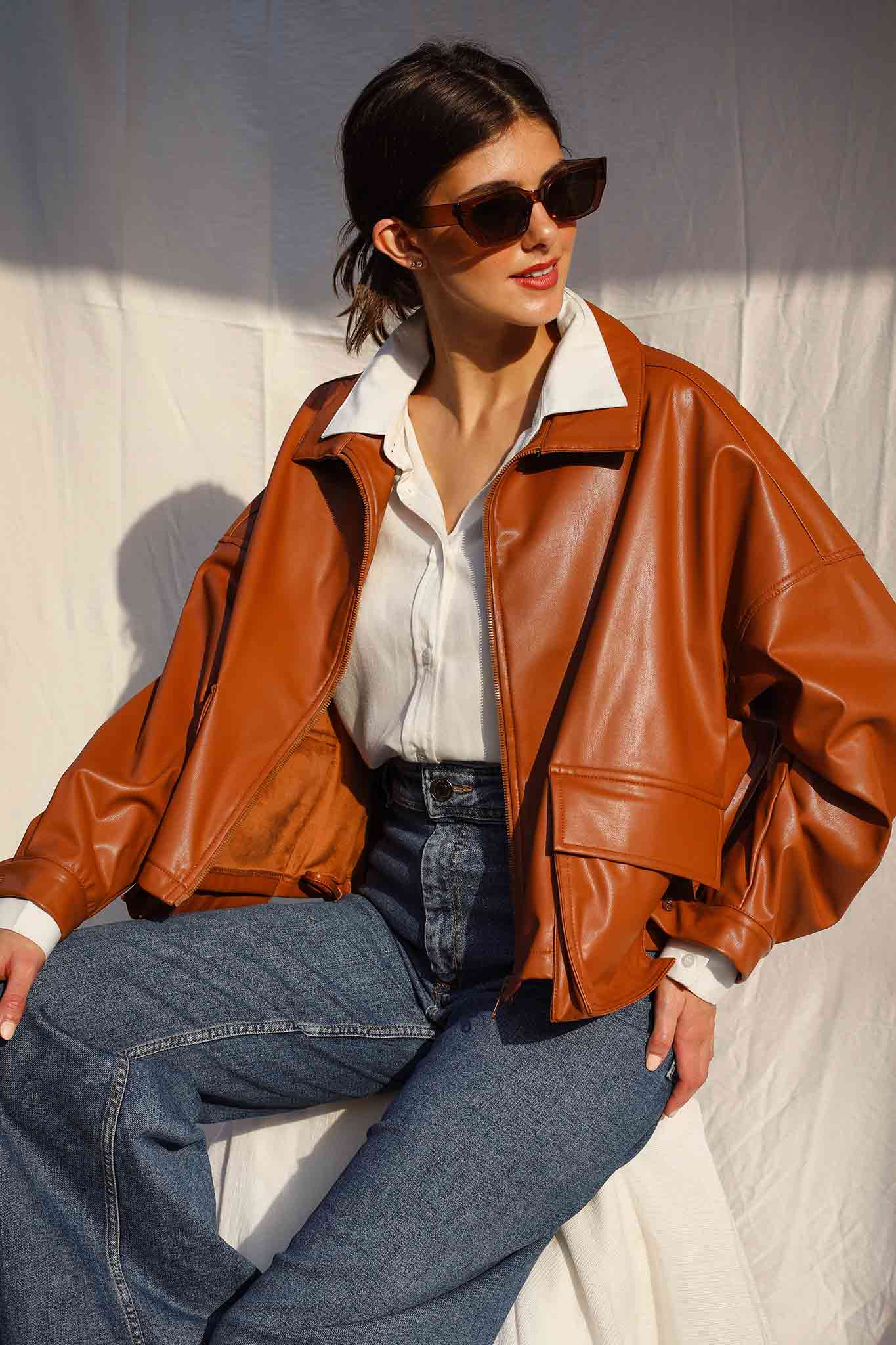 COOL BREEZE  LEATHER JACKET IN BROWN