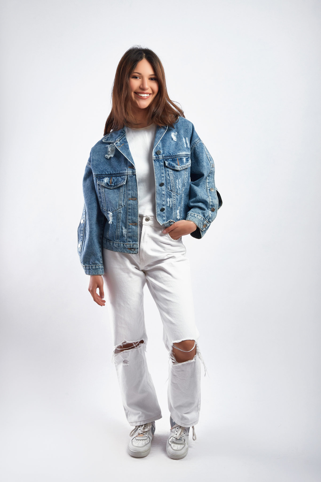 BUTTONED SLEEVES JEANS JACKET